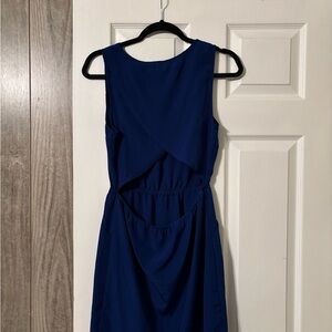 Elegant Blue Sleeveless Dress